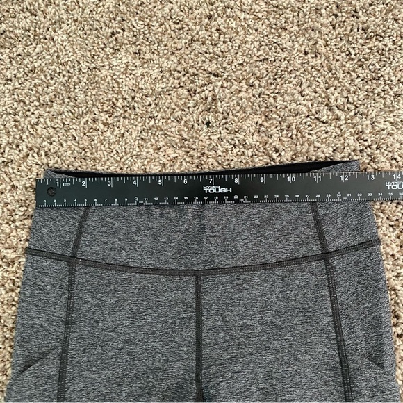Lululemon Pace Rival Crop Leggings Heathered Black / Gray in Sz 4 with Pockets - Picture 15 of 16